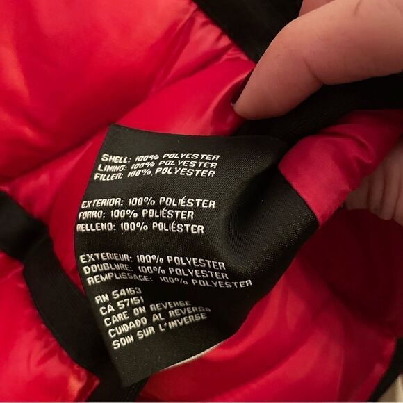 Guess Red and Black Zip Up Puffer Hoodie Jacket With inside & Outside Pockets Lg - Picture 8 of 8